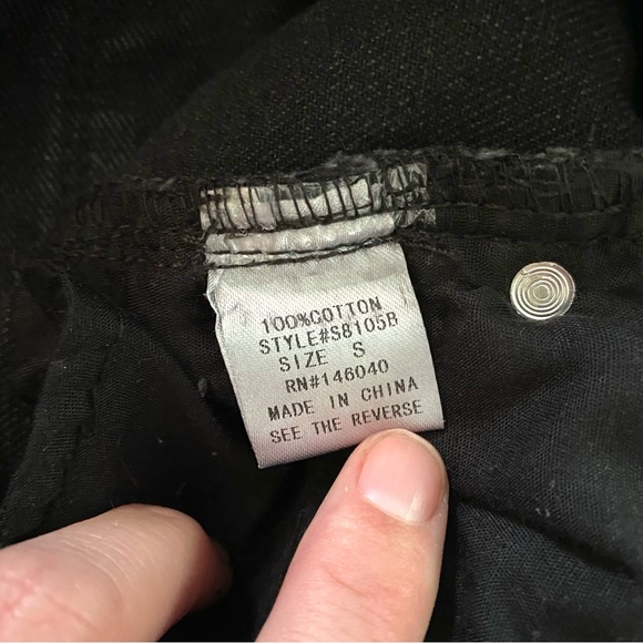 Signature 8 Distressed Cropped Boyfriend Jeans - Picture 8 of 8